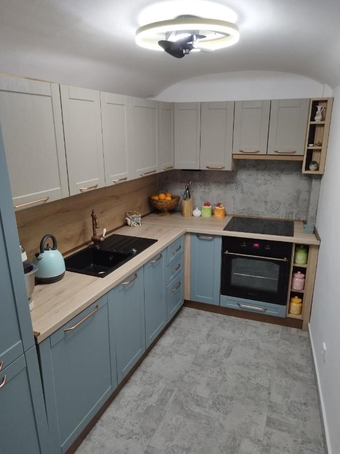 Apartment Antica With Yard & Bbq Split Bagian luar foto